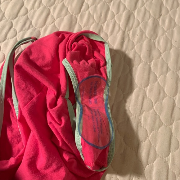 Lot of AMERICAN APPAREL -  Halter Bodysuit (NWT) Size XS,  plus pre-owned Tanks - Picture 13 of 13